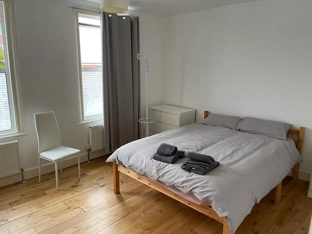 Rahal Hotel Londres 0*,  Reino Unido